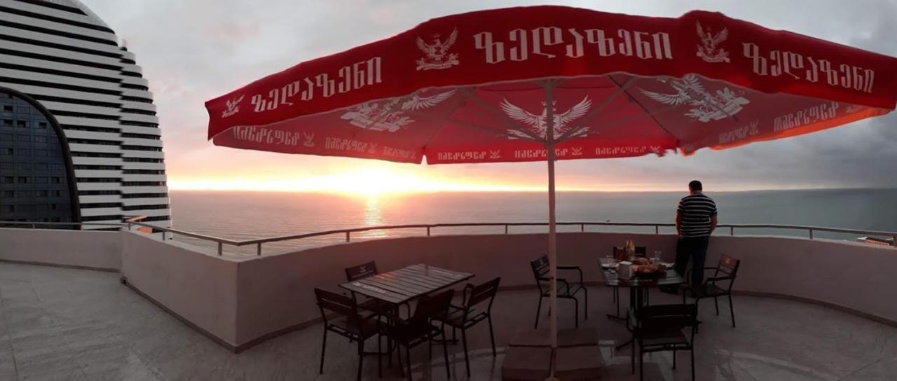 Penthouse Hotel Batumi Exterior foto